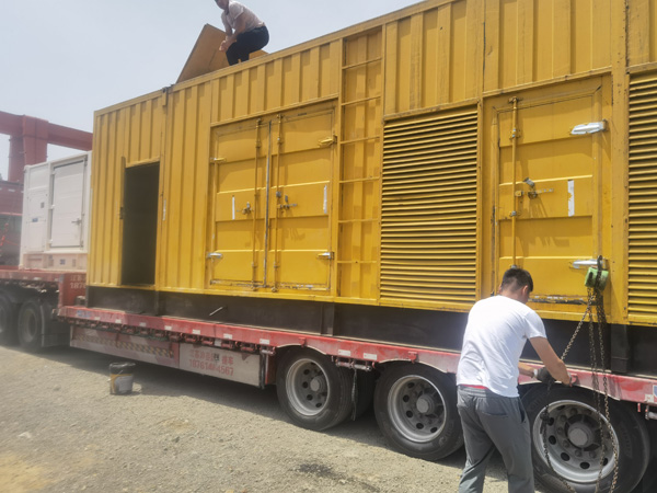 雷州发电机出租100KW发电机需要什么规格的电缆线？