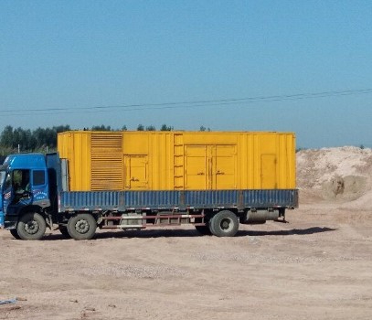 雷州发电机出租如何判断柴油发电机冷却液是否需要更换？