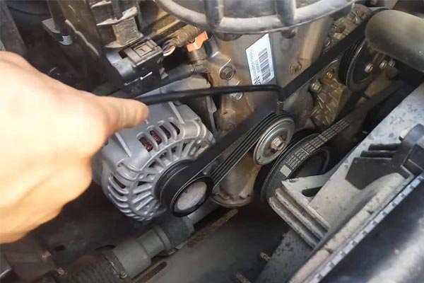 雷州转速传感器的工作原理是什么？